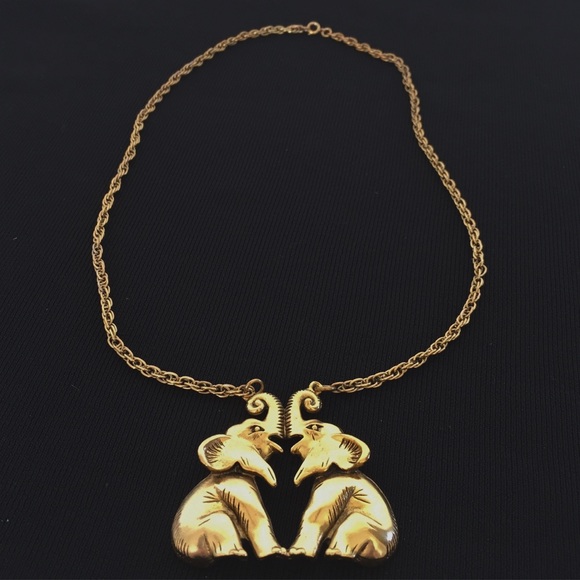 Jewelry - Elephant Charm Necklace Gold Tone
